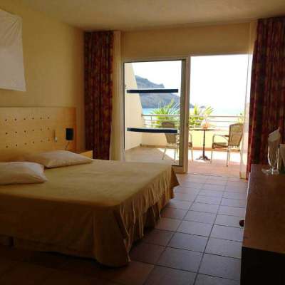Kopp Tours | Foya Branca Resort
