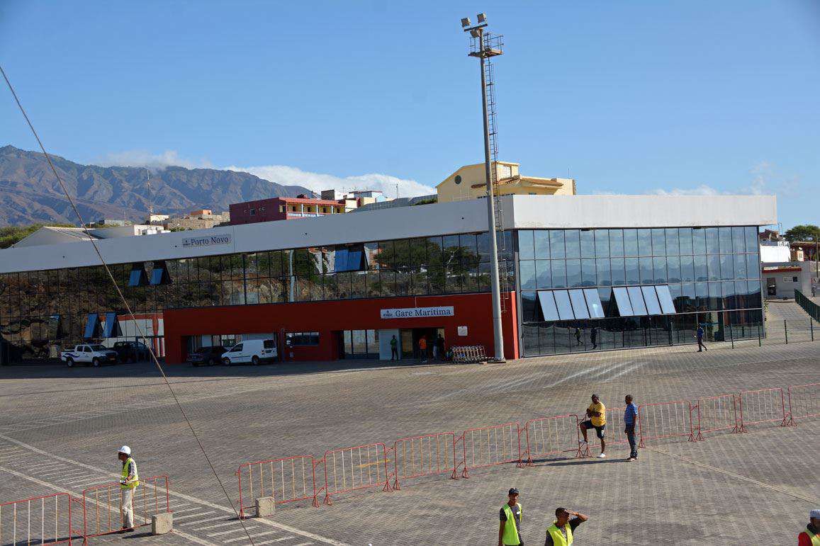 Fährgebäude Porto Novo